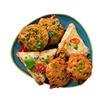 Chefs Special Garlic Nan With Pakora 